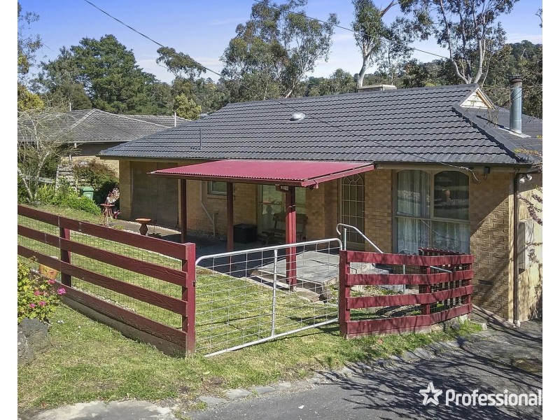 59 Commercial Road, Mount Evelyn VIC 3796