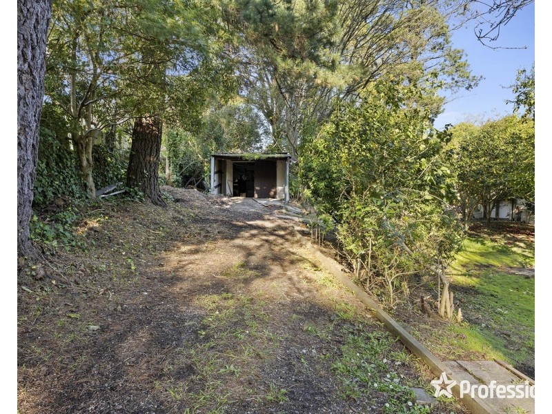 12 Gardner Parade, Mount Evelyn VIC 3796