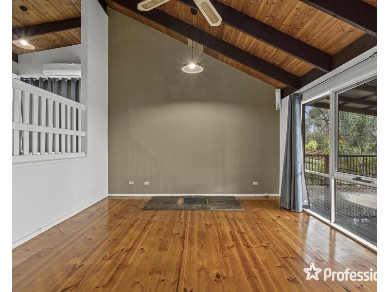 27 Middleton Drive, Woori Yallock VIC 3139