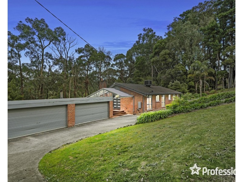 90 Clegg Road, Mount Evelyn VIC 3796