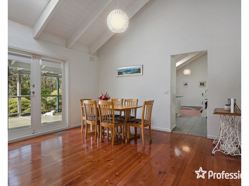 90 Clegg Road, Mount Evelyn VIC 3796