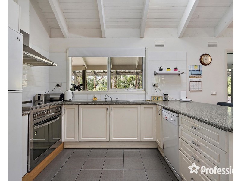 90 Clegg Road, Mount Evelyn VIC 3796
