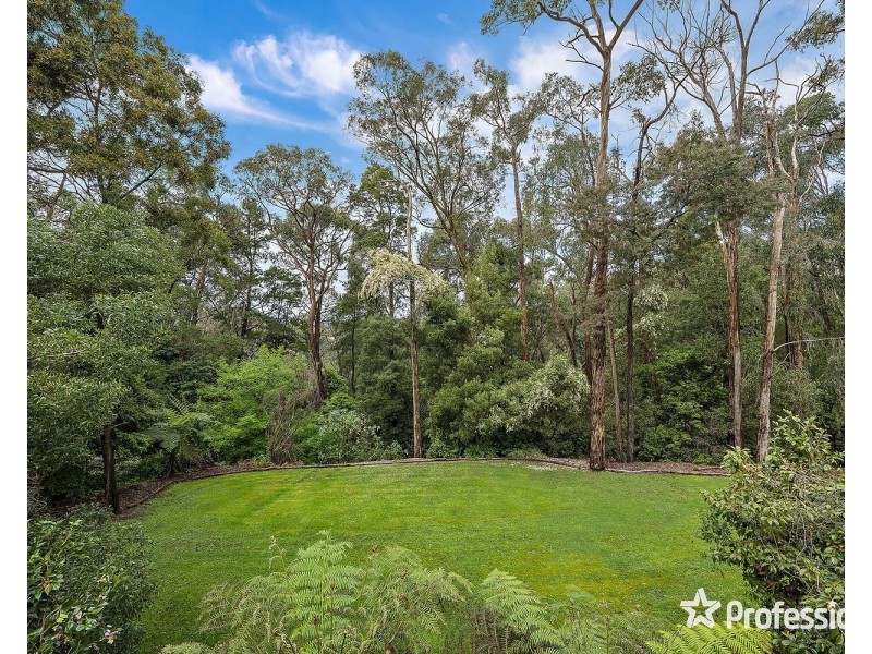 90 Clegg Road, Mount Evelyn VIC 3796