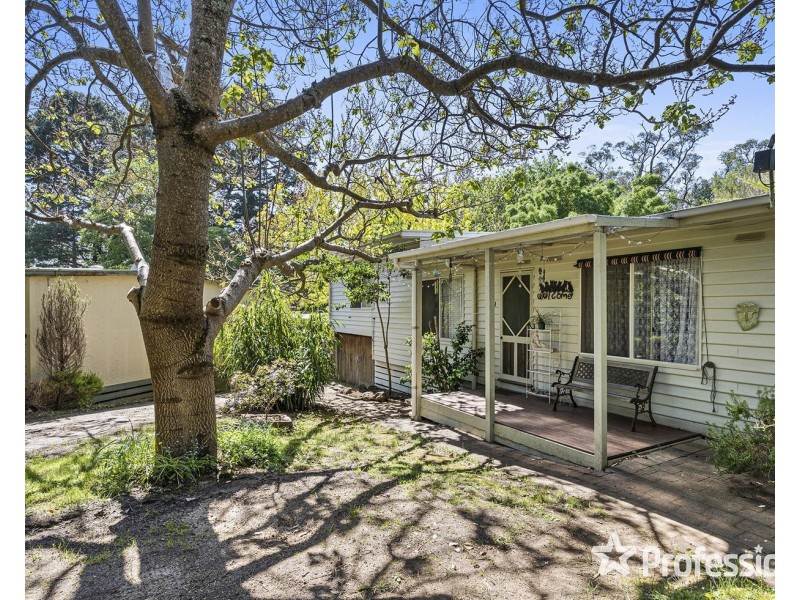 11 Renouf Court, Mount Evelyn VIC 3796