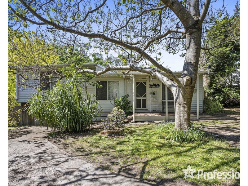 11 Renouf Court, Mount Evelyn VIC 3796