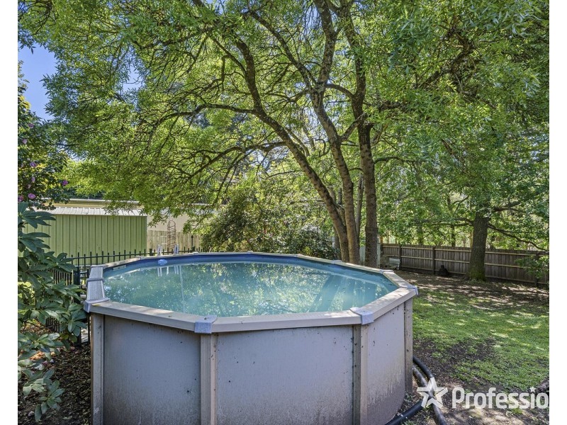 11 Renouf Court, Mount Evelyn VIC 3796