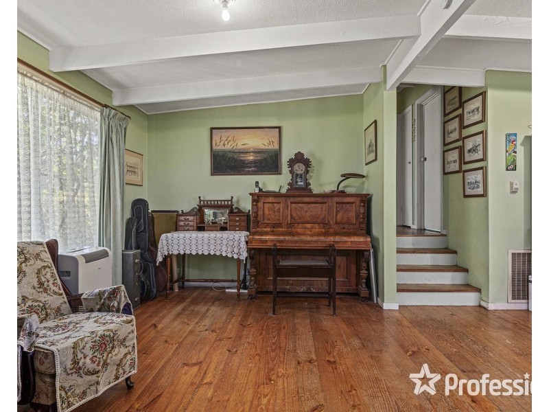 11 Renouf Court, Mount Evelyn VIC 3796