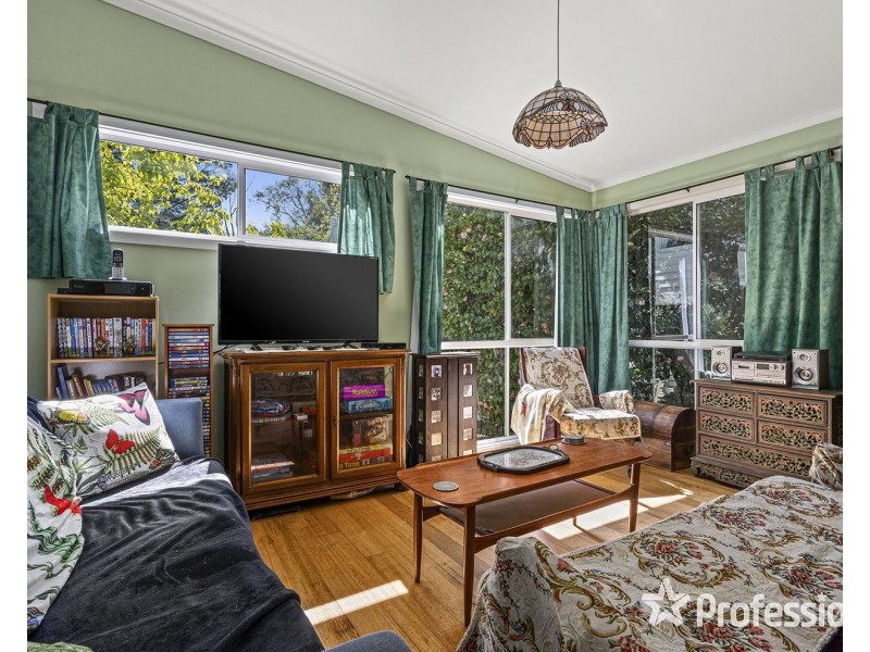 11 Renouf Court, Mount Evelyn VIC 3796