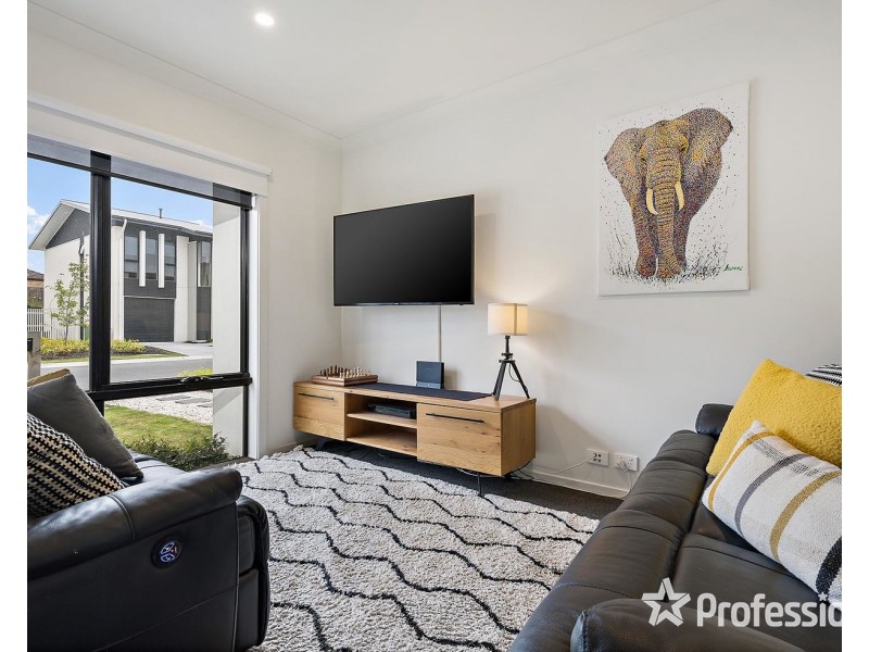 17 Amadeo Way, Chirnside Park VIC 3116