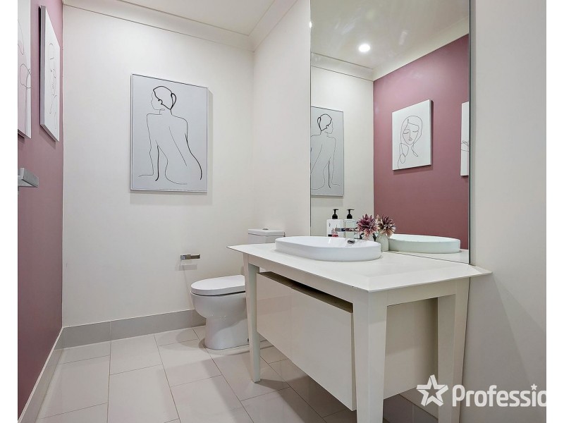 17 Amadeo Way, Chirnside Park VIC 3116