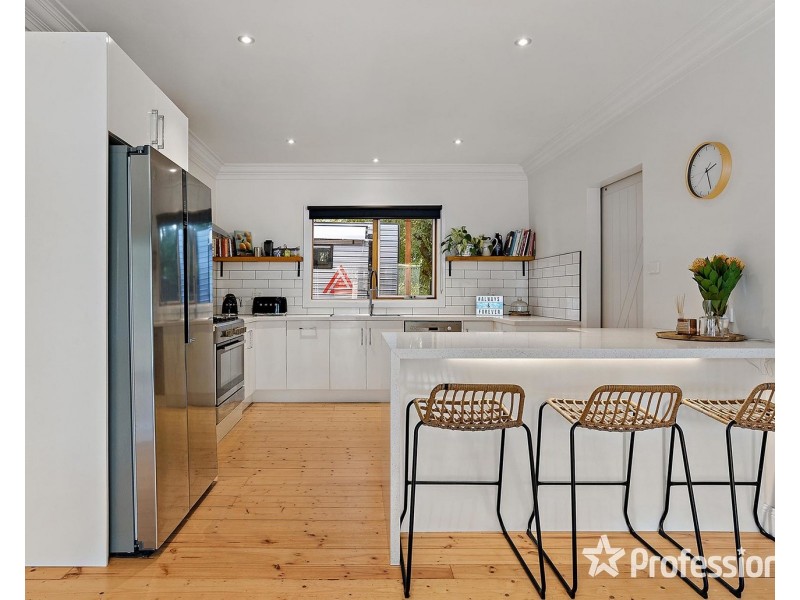 43 Monbulk Road, Mount Evelyn VIC 3796