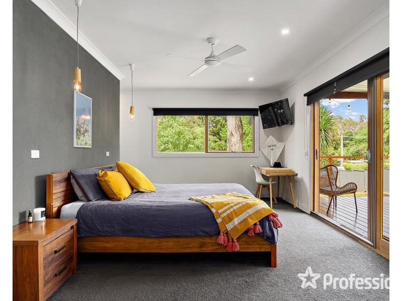 43 Monbulk Road, Mount Evelyn VIC 3796