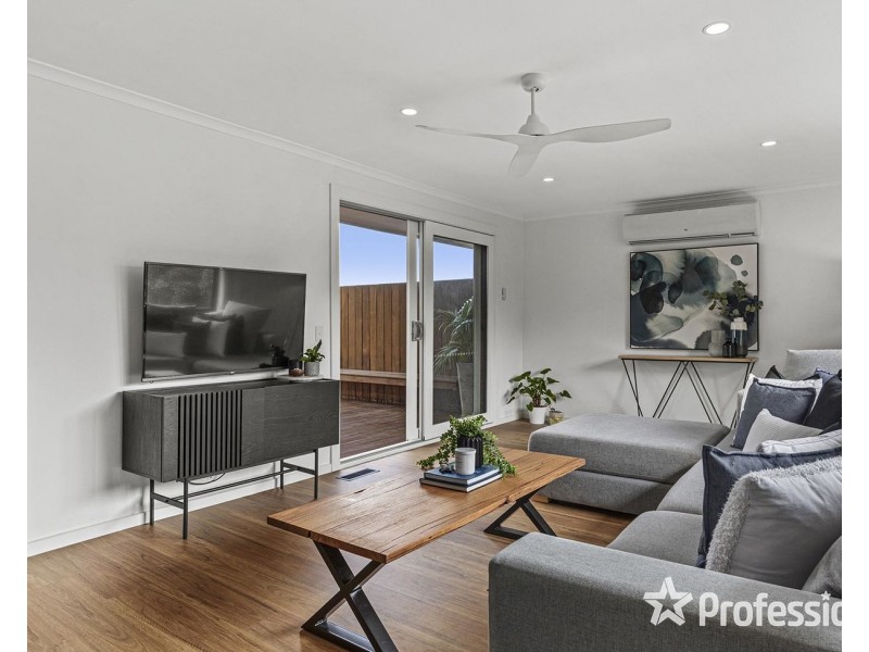 113 Rolling Hills Road, Chirnside Park VIC 3116