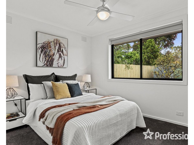 113 Rolling Hills Road, Chirnside Park VIC 3116