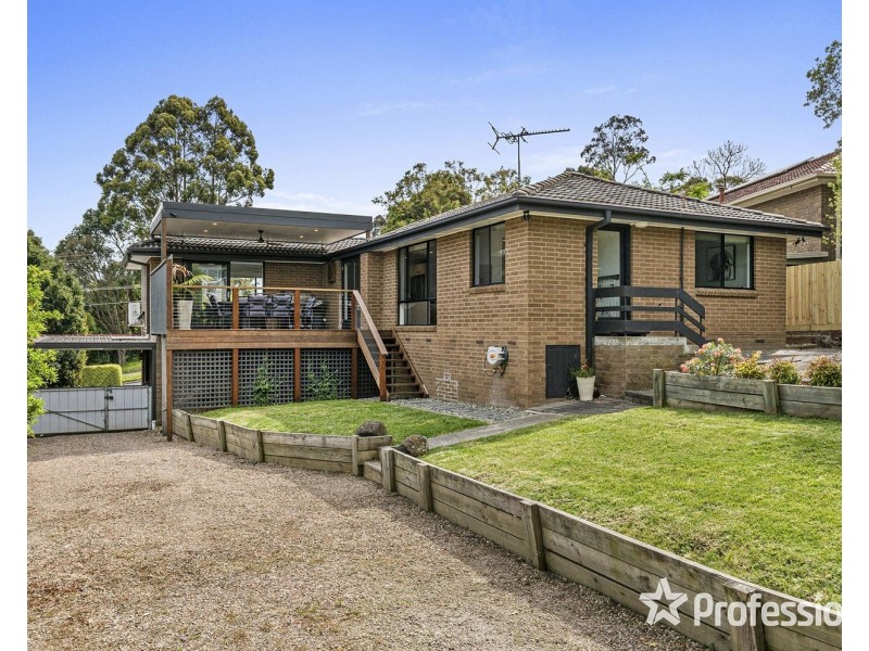 113 Rolling Hills Road, Chirnside Park VIC 3116