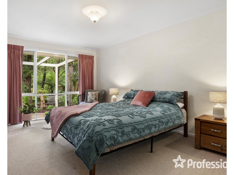 4 Kemp Avenue, Mount Evelyn VIC 3796