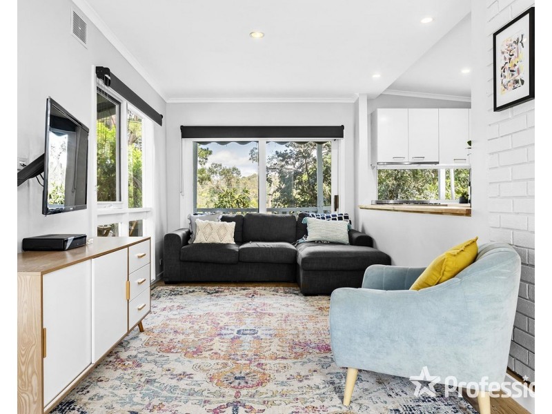 79 Johns Crescent, Mount Evelyn VIC 3796