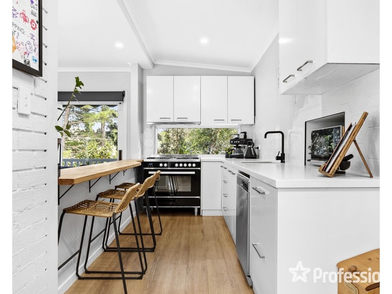 79 Johns Crescent, Mount Evelyn VIC 3796