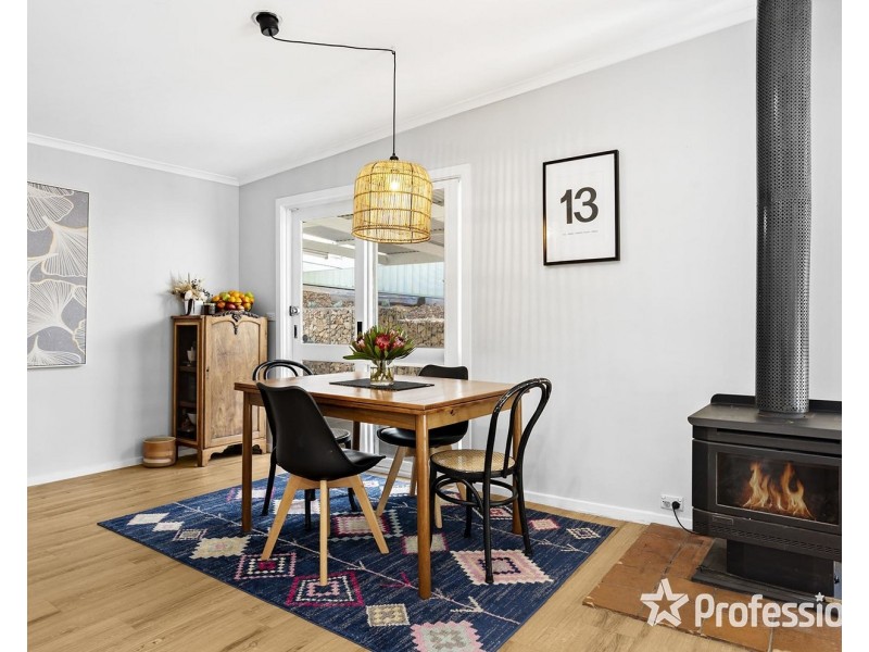 79 Johns Crescent, Mount Evelyn VIC 3796