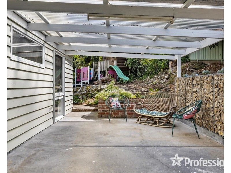 79 Johns Crescent, Mount Evelyn VIC 3796