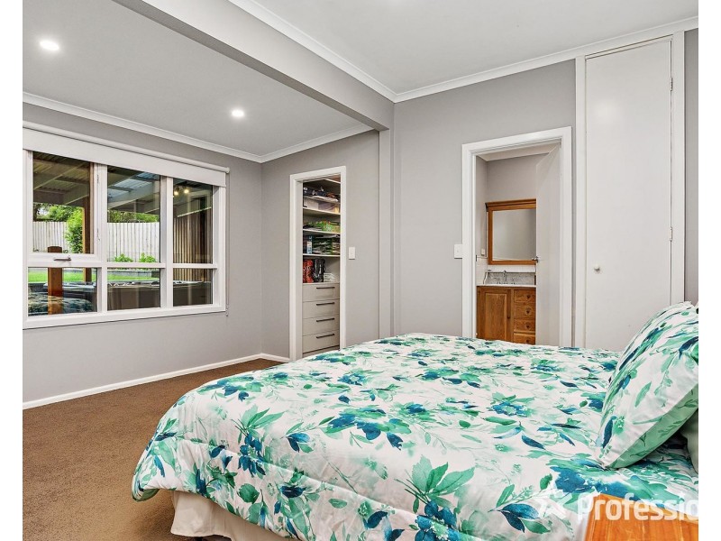 45 Russell Street, Mount Evelyn VIC 3796