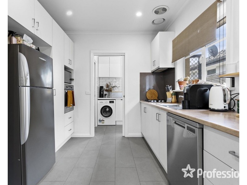 49 Tamworth Road, Kilsyth VIC 3137