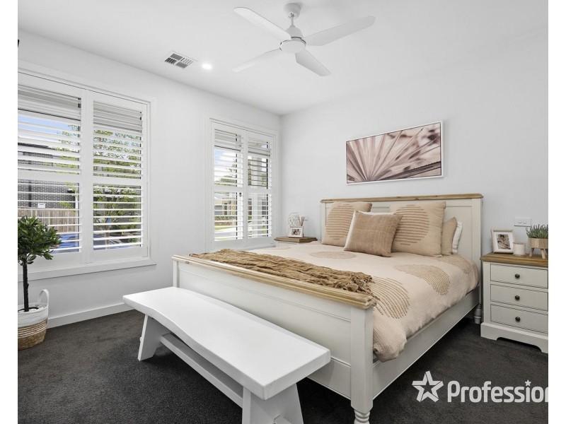 3 Outlook Drive, Chirnside Park VIC 3116