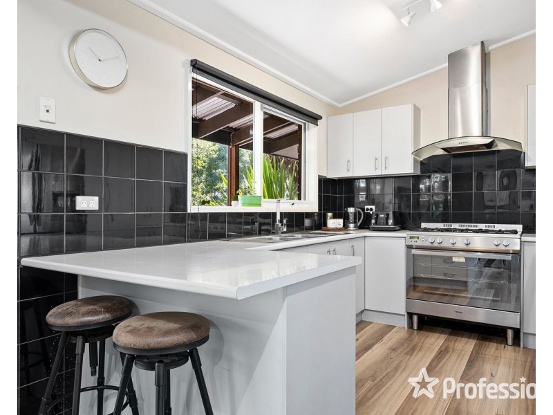 10 Sharland Close, Mount Evelyn VIC 3796