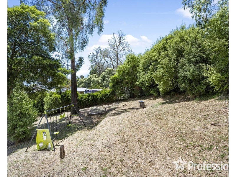 10 Sharland Close, Mount Evelyn VIC 3796