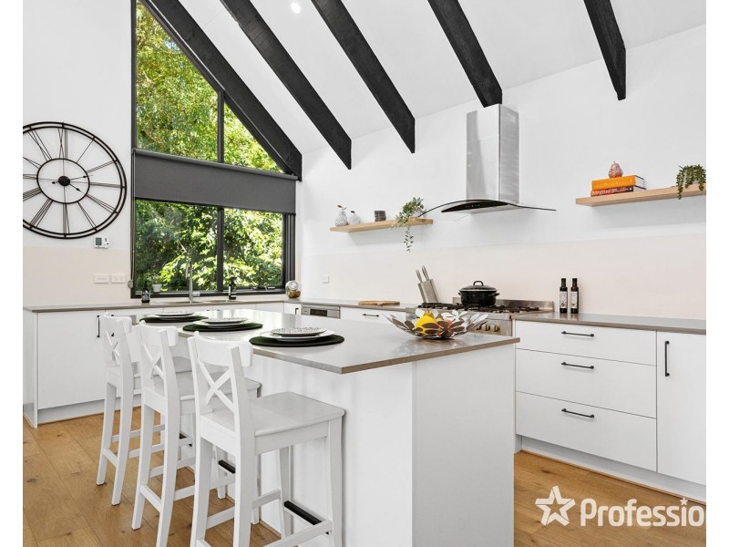 25 Spring Street, Mount Evelyn VIC 3796