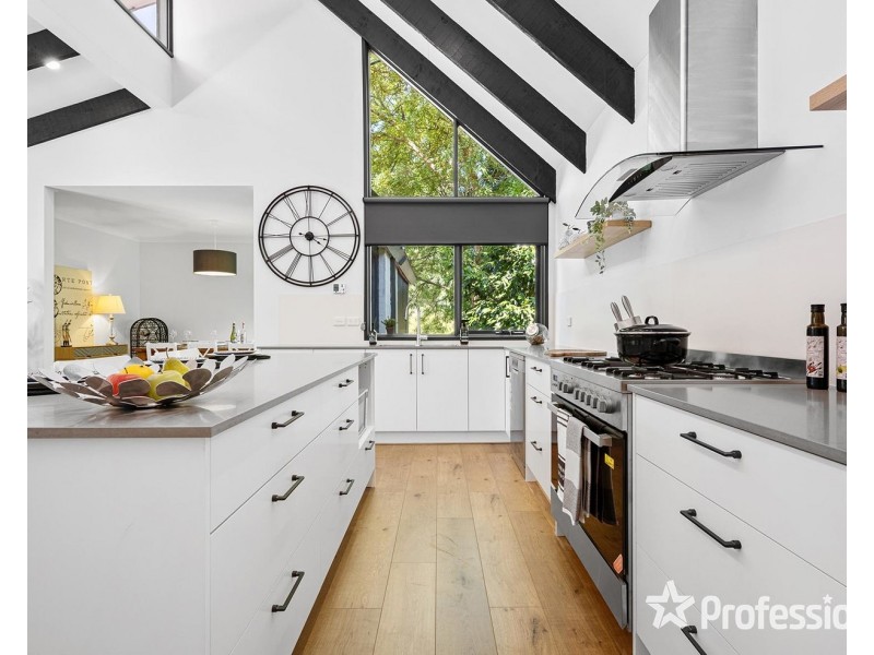 25 Spring Street, Mount Evelyn VIC 3796