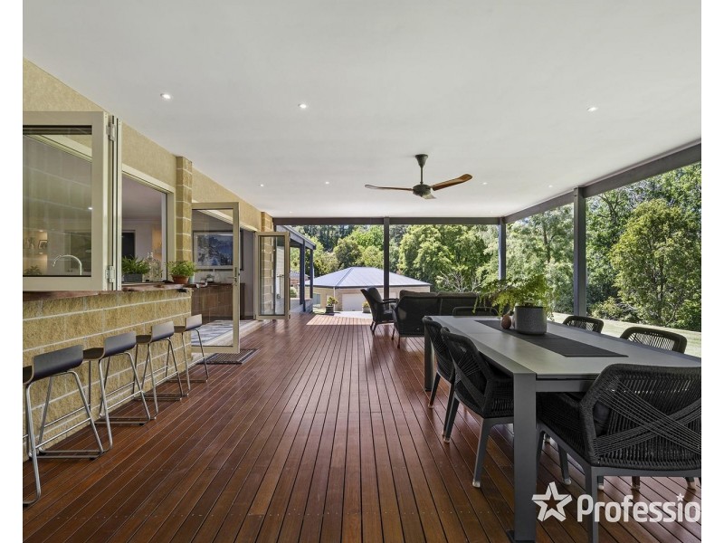 29-31 Clematis Road, Mount Evelyn VIC 3796