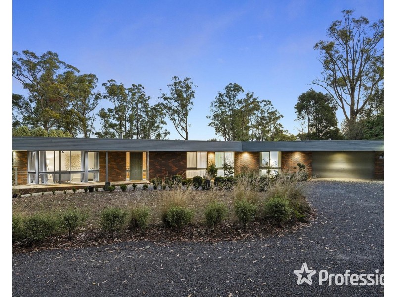 6 Wylie Road, Silvan VIC 3795