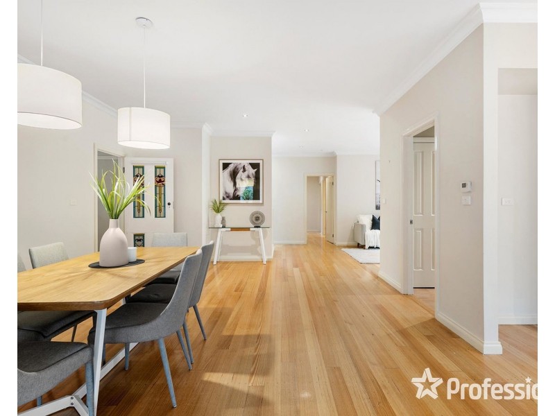 6 Aqueduct Avenue, Mount Evelyn VIC 3796