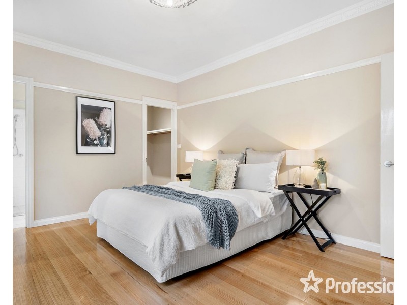 6 Aqueduct Avenue, Mount Evelyn VIC 3796