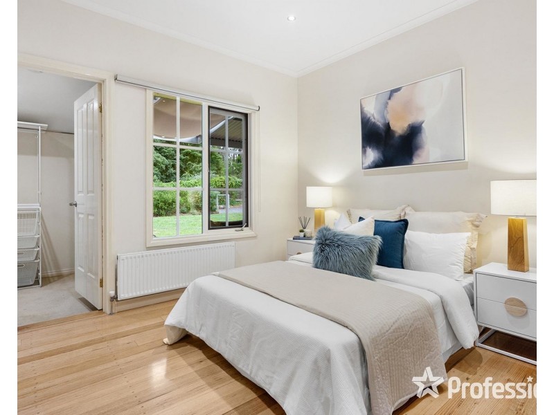 6 Aqueduct Avenue, Mount Evelyn VIC 3796