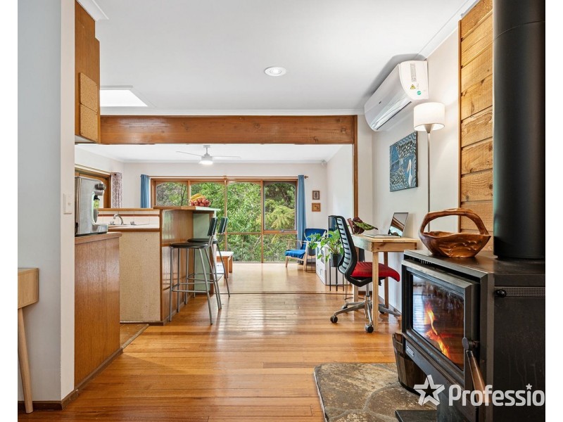 9 Falkingham Road, Mount Evelyn VIC 3796