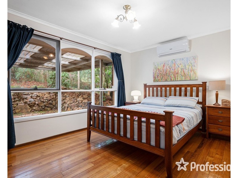 9 Falkingham Road, Mount Evelyn VIC 3796