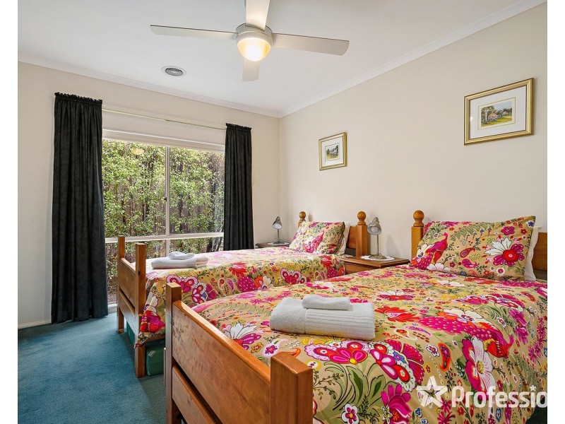 11 Kyra Close, Lilydale VIC 3140