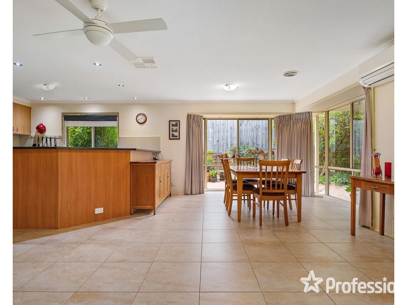 11 Kyra Close, Lilydale VIC 3140