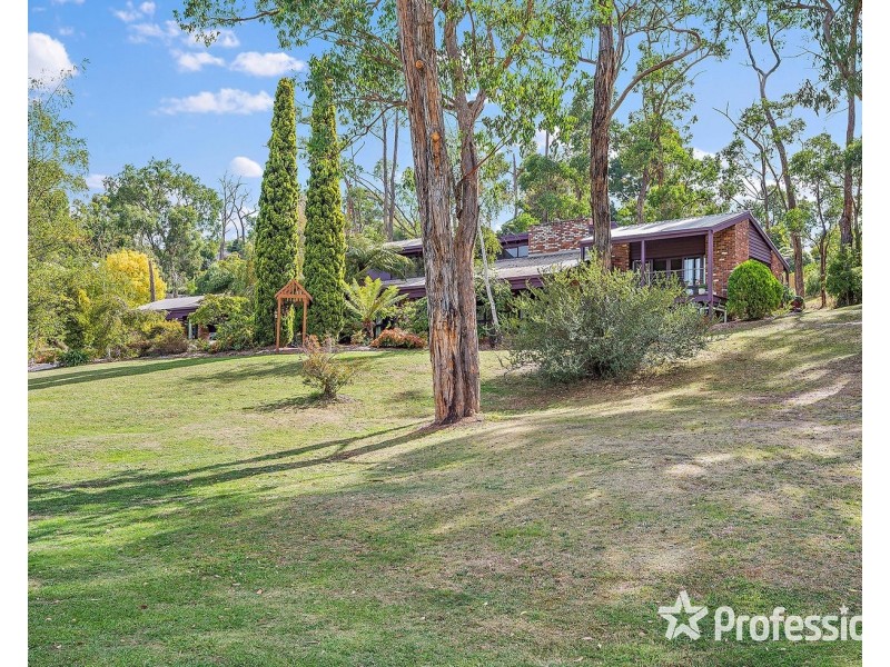 115 Bailey Road, Mount Evelyn VIC 3796