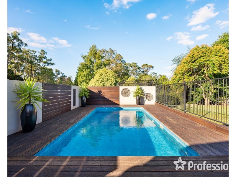 121 Bailey Road, Mount Evelyn VIC 3796