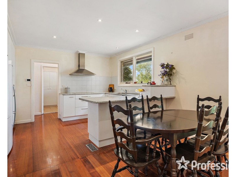 56 Hereford Road, Mount Evelyn VIC 3796