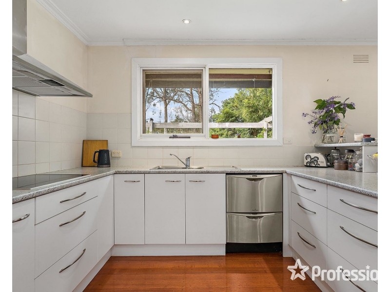 56 Hereford Road, Mount Evelyn VIC 3796