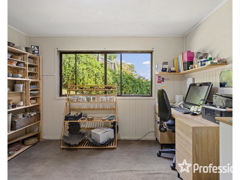 17 Murrumbung Road, Mount Evelyn VIC 3796