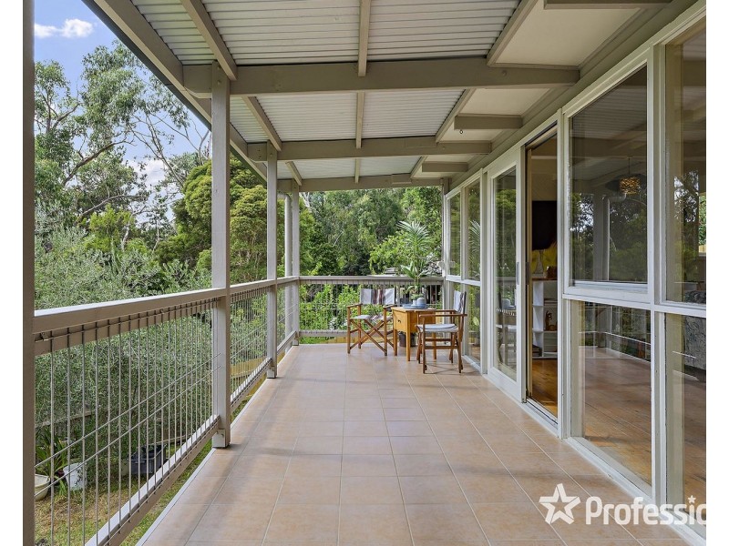 17 Murrumbung Road, Mount Evelyn VIC 3796