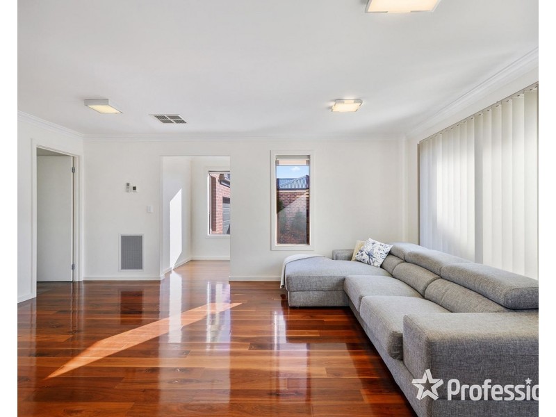 13A Andrew Street, Mooroolbark VIC 3138