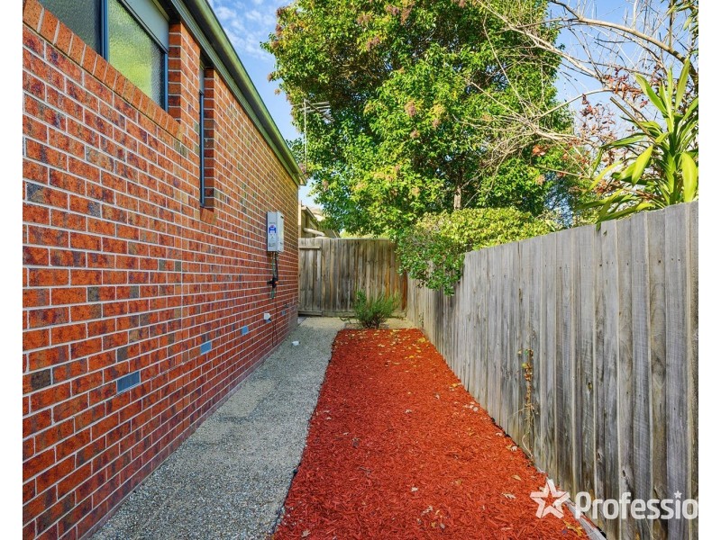 13A Andrew Street, Mooroolbark VIC 3138