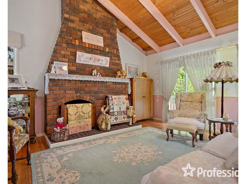 101 Charles Road, Lilydale VIC 3140