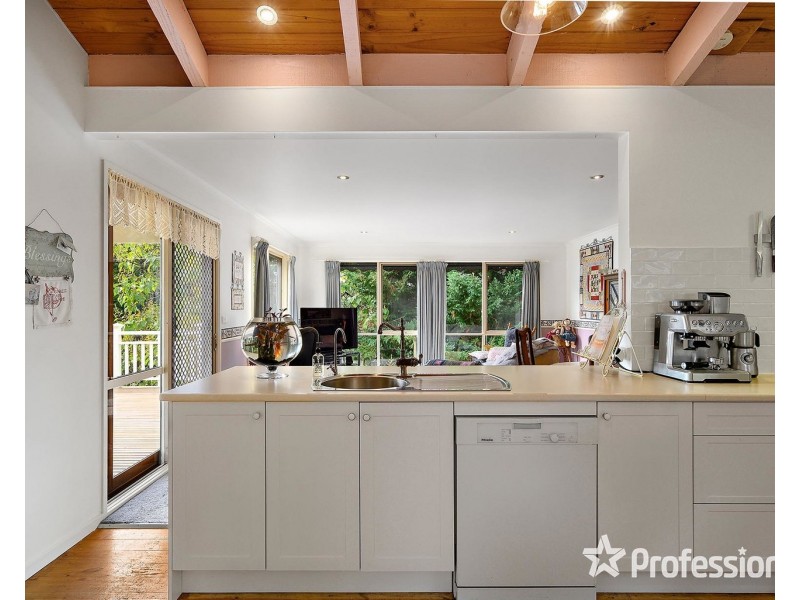 101 Charles Road, Lilydale VIC 3140